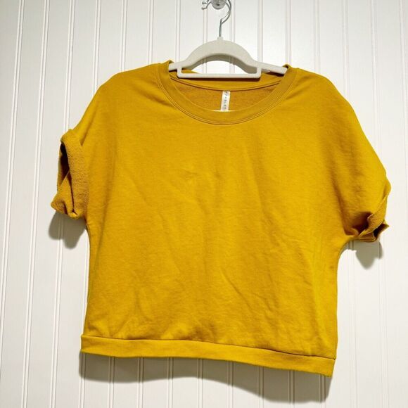 Fabletics Mustard Yellow Cassie Short Sleeve Sweatshirt Size Medium - Picture 2 of 5